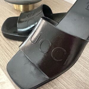 Gucci Shiny Black Women's Sandals